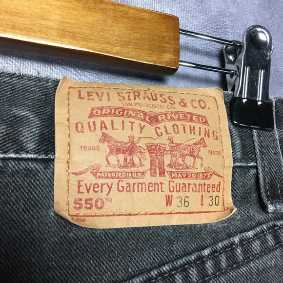 VTG Levis Mens 550 Relaxed Fit Black Jeans size 34 to 36x30 Denim Pants Made USA - Picture 6 of 15